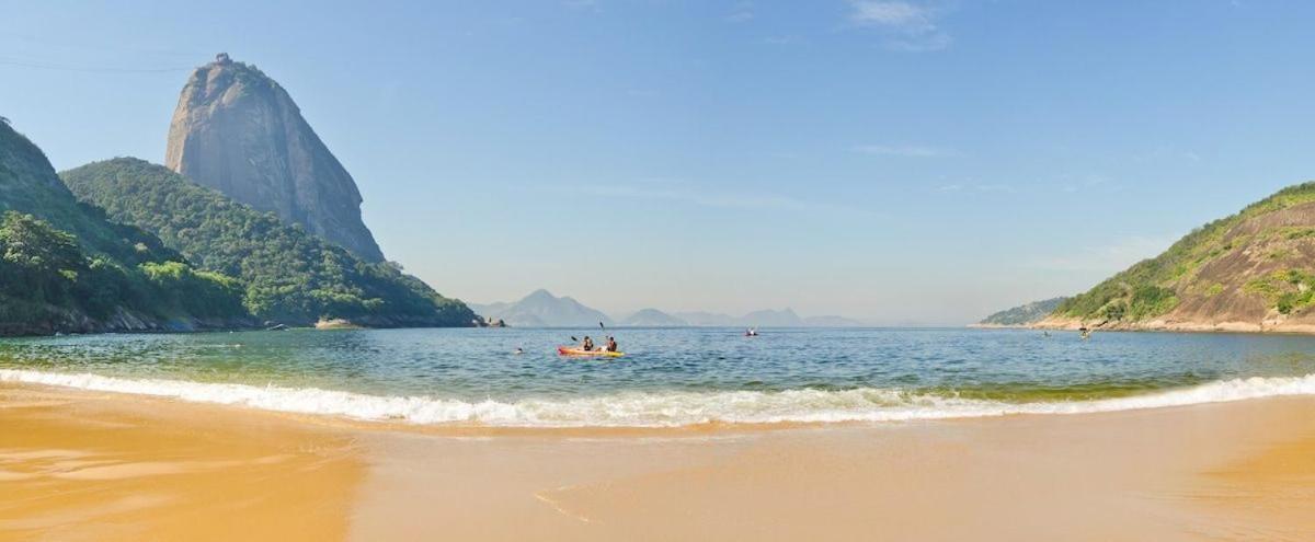 Encantos De Copacabana - 5 Hospedes E Praia Рио де Жанейро Екстериор снимка